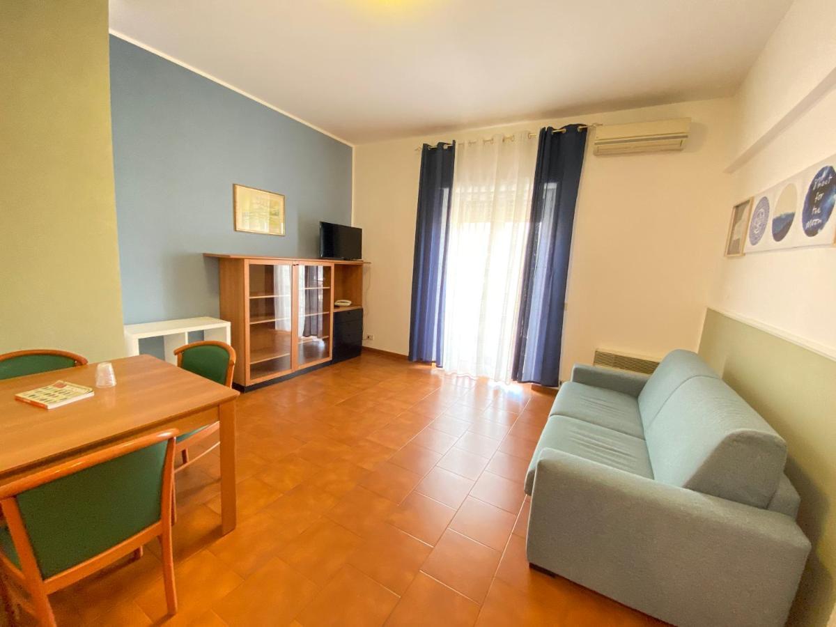 Residence Hotel Valery Monterotondo  Eksteriør billede