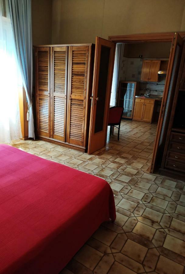 Residence Hotel Valery Monterotondo  Eksteriør billede